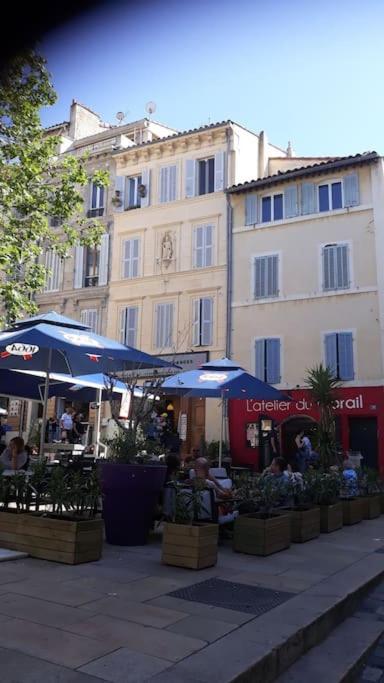 شقة Plein Coeur Du Quartier Du Panier . Chaleureux T2. مارسيليا المظهر الخارجي الصورة